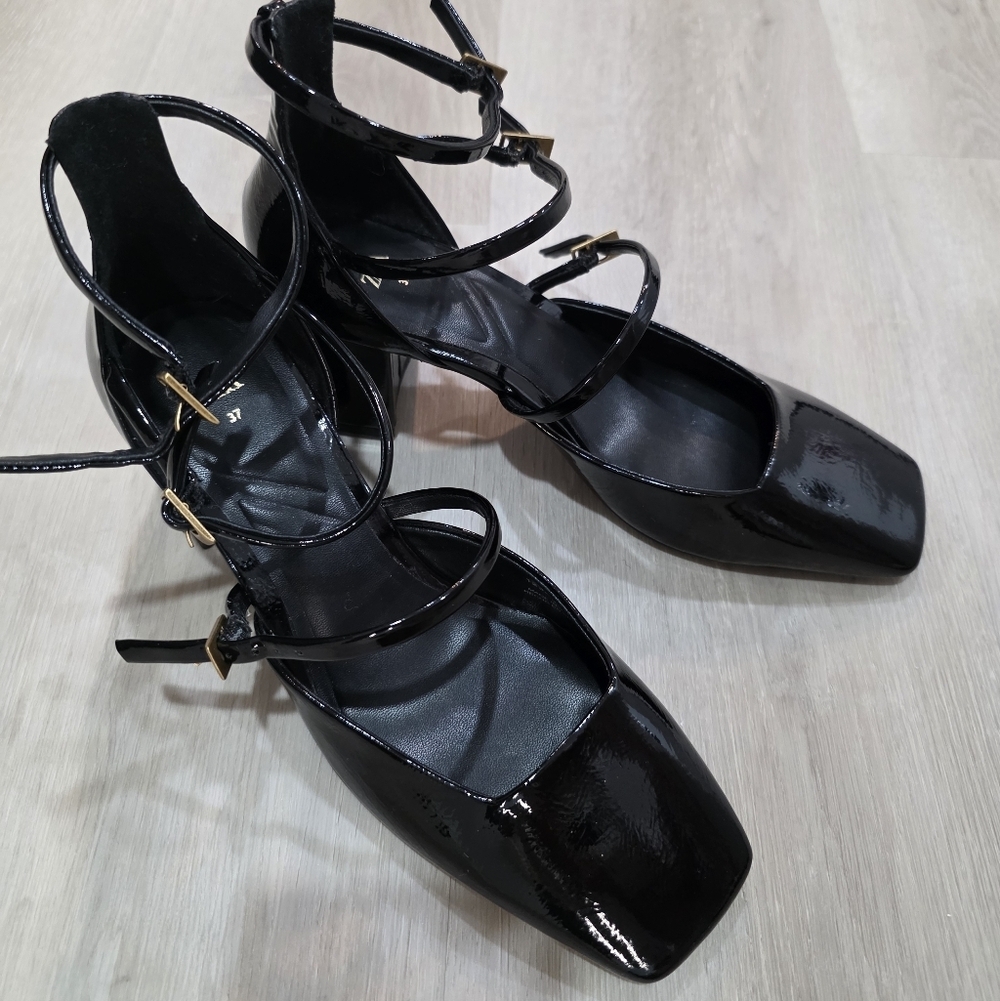 Zara Buckled BLOCK HEEL - Picture 11 of 15